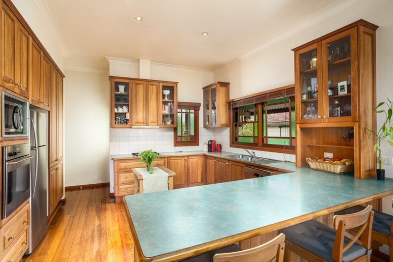 Photo - 21 Fisher Street, West Wollongong NSW 2500 - Image 4