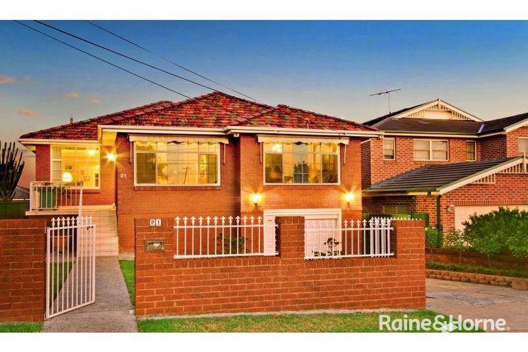 21 Flavelle Street, Concord NSW 2137