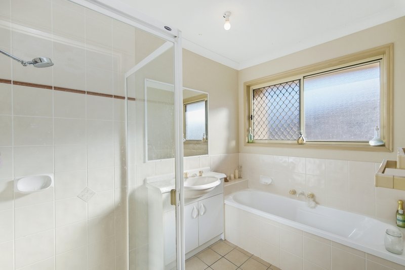 Photo - 21 Fleet Drive, Kippa-Ring QLD 4021 - Image 4