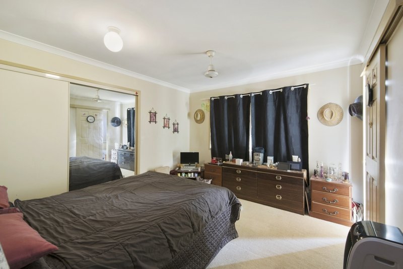 Photo - 21 Fleet Drive, Kippa-Ring QLD 4021 - Image 5