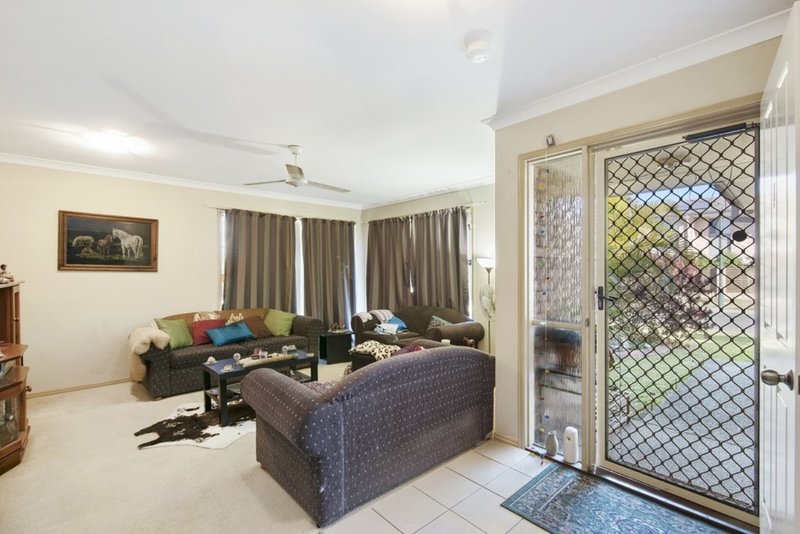 Photo - 21 Fleet Drive, Kippa-Ring QLD 4021 - Image 7