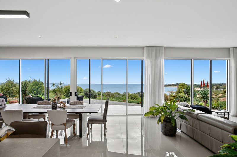 Photo - 21 Flinders Drive, Streaky Bay SA 5680 - Image 1