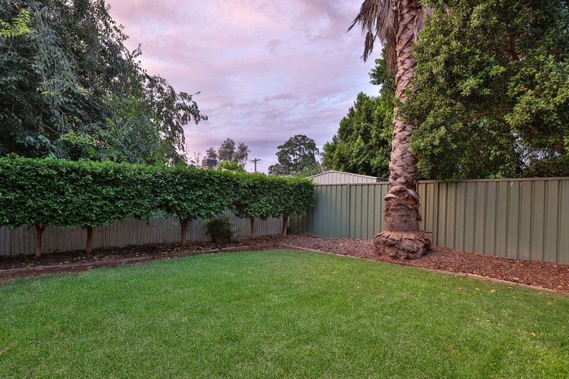 Photo - 21 Floral Avenue East , Mildura VIC 3500 - Image 15