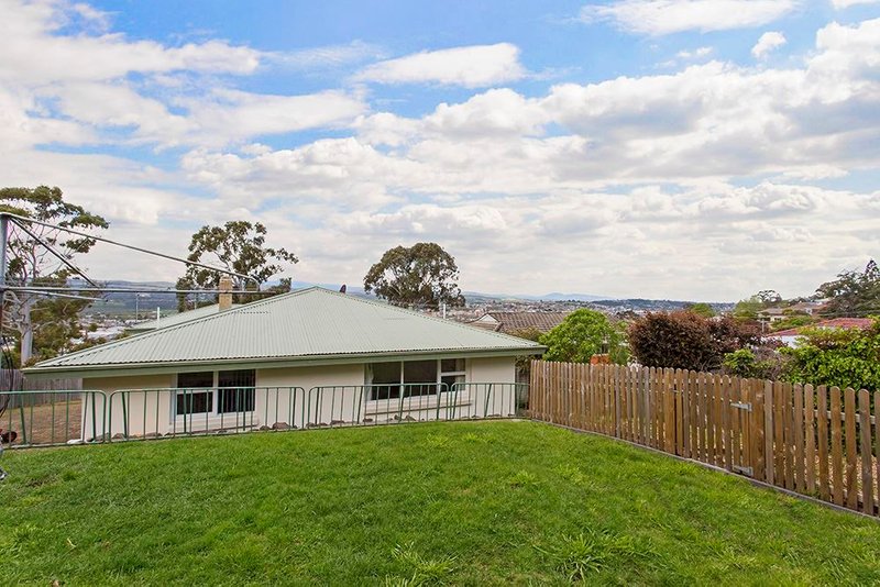 Photo - 21 Floreat Crescent, Trevallyn TAS 7250 - Image 10