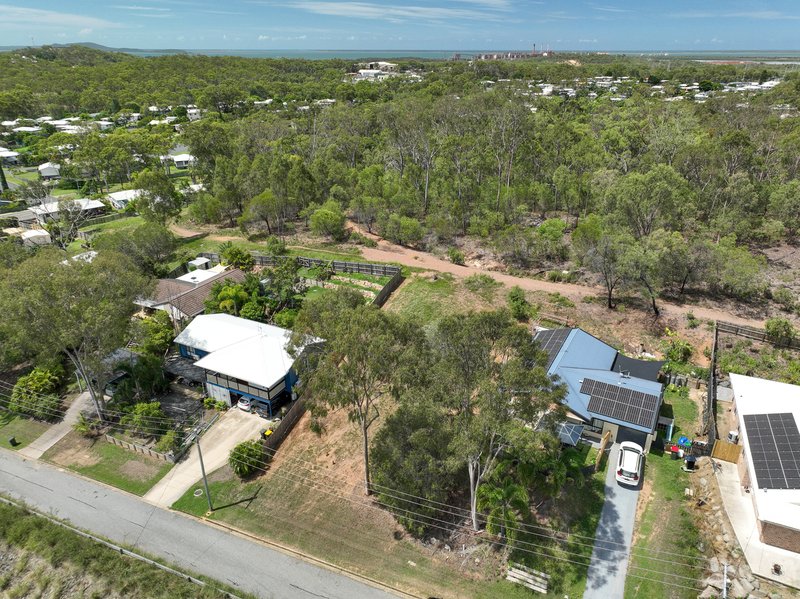 Photo - 21 Flounder Crescent, Toolooa QLD 4680 - Image 7