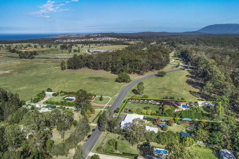 Photo - 21 Forest Parkway, Lake Cathie NSW 2445 - Image 3