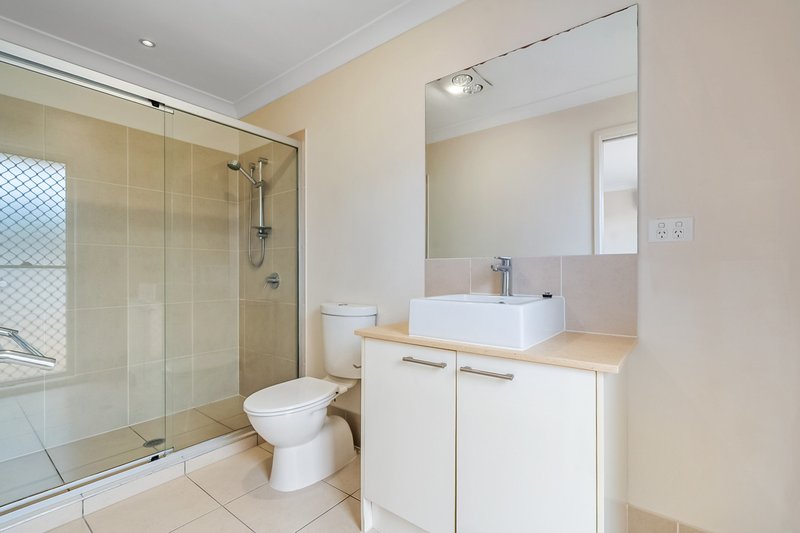 Photo - 21 Forest Pines Boulevard, Forest Glen QLD 4556 - Image 7