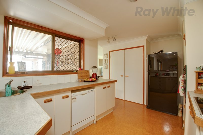 Photo - 21 Foxton Street, Bundamba QLD 4304 - Image 6