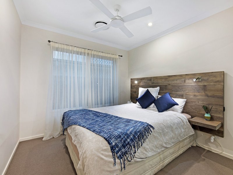 Photo - 21 Freedom Crescent, South Ripley QLD 4306 - Image 15