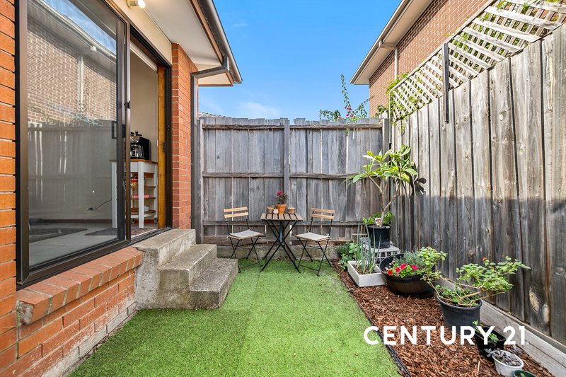 Photo - 2/1 Gadd Street, Oakleigh VIC 3166 - Image 9