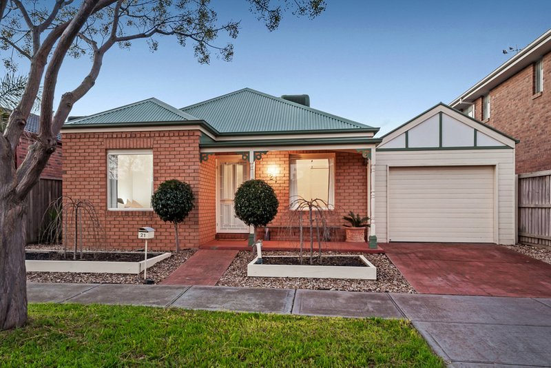 21 Gainsborough Drive, Craigieburn VIC 3064