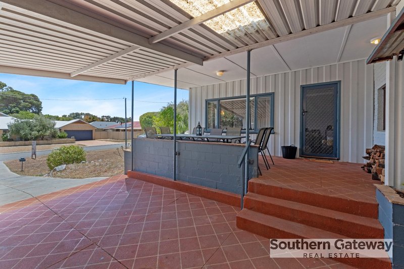 Photo - 21 Gamble Street, Warnbro WA 6169 - Image 3