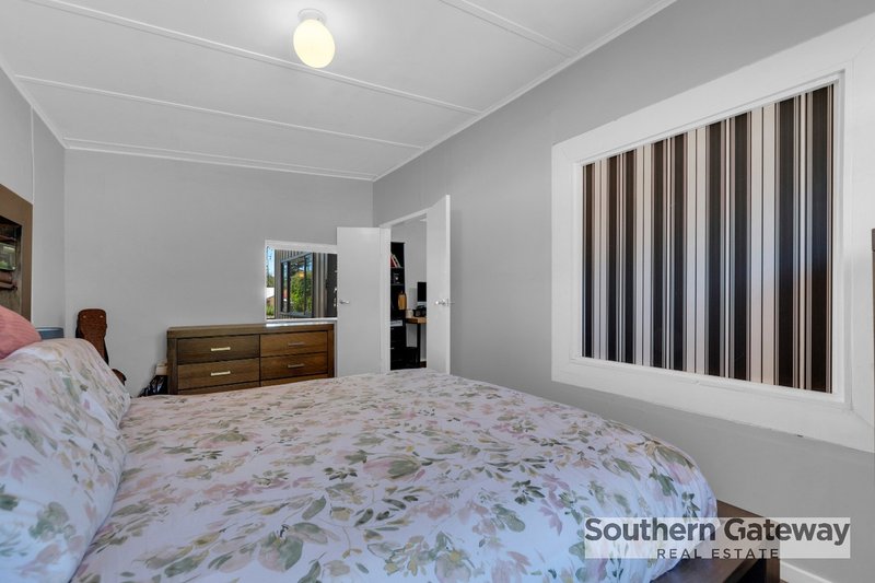 Photo - 21 Gamble Street, Warnbro WA 6169 - Image 14