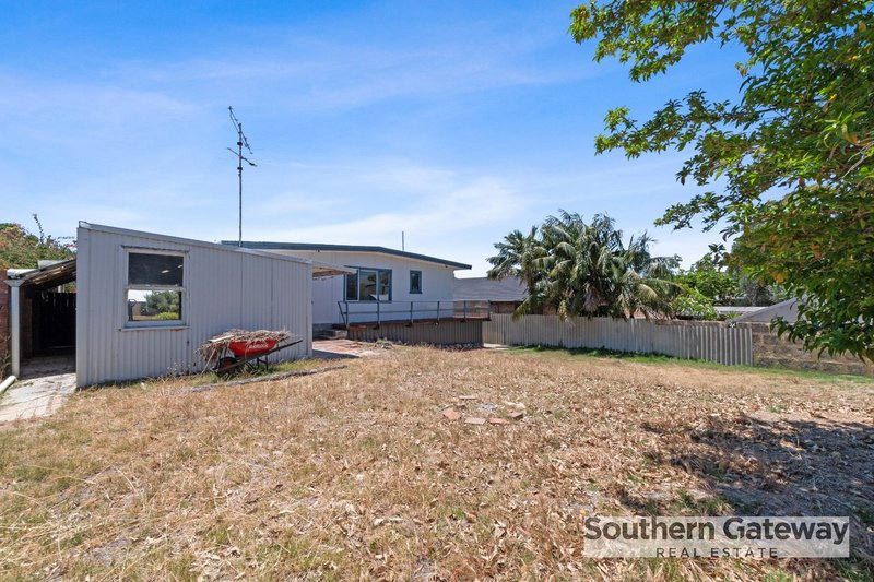 Photo - 21 Gamble Street, Warnbro WA 6169 - Image 20