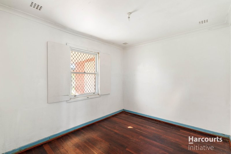 Photo - 21 Garrick Way, Balga WA 6061 - Image 13