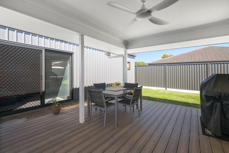 Photo - 21 Gecko Place, Ningi QLD 4511 - Image 16