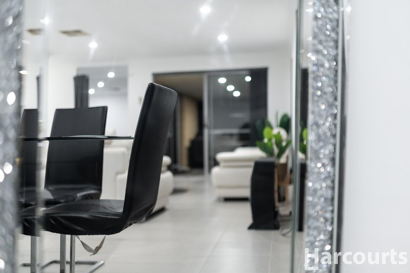 Photo - 21 Genus Road, Banksia Grove WA 6031 - Image 5