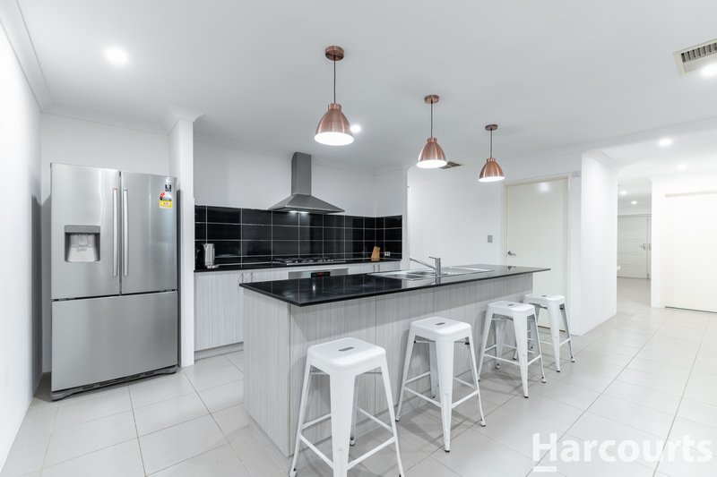 Photo - 21 Genus Road, Banksia Grove WA 6031 - Image 13