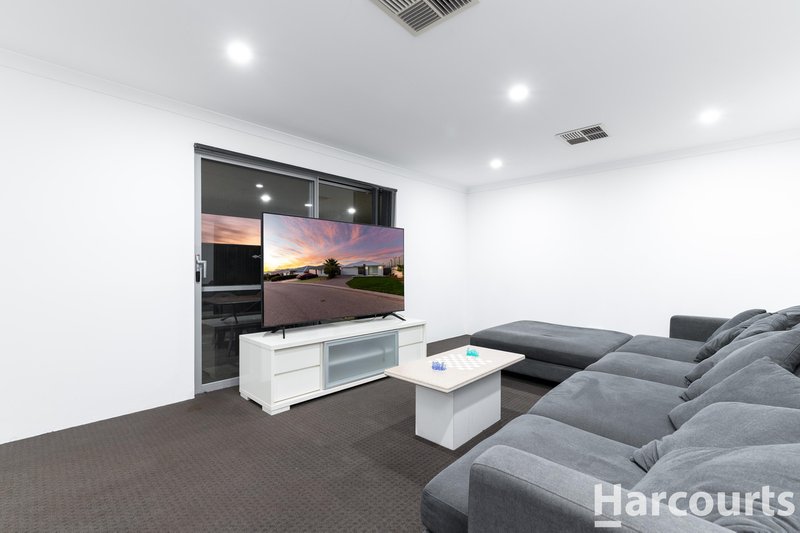 Photo - 21 Genus Road, Banksia Grove WA 6031 - Image 17