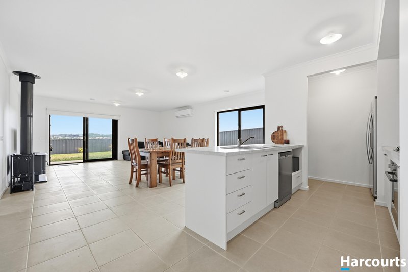 Photo - 21 Gibson Street, Leongatha VIC 3953 - Image 3