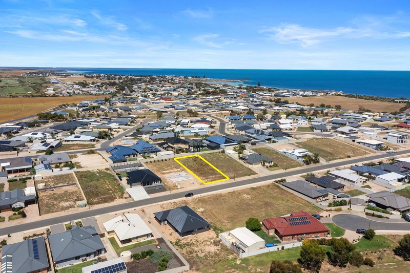 Photo - 21 Gill Street, Moonta Bay SA 5558 - Image 5