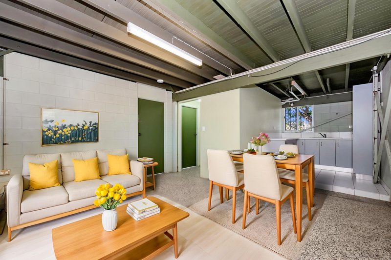 Photo - 21 Gladys Street, Kelso QLD 4815 - Image 8