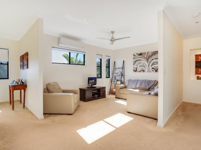 Photo - 21 Glenny Street, Mudgeeraba QLD 4213 - Image 9