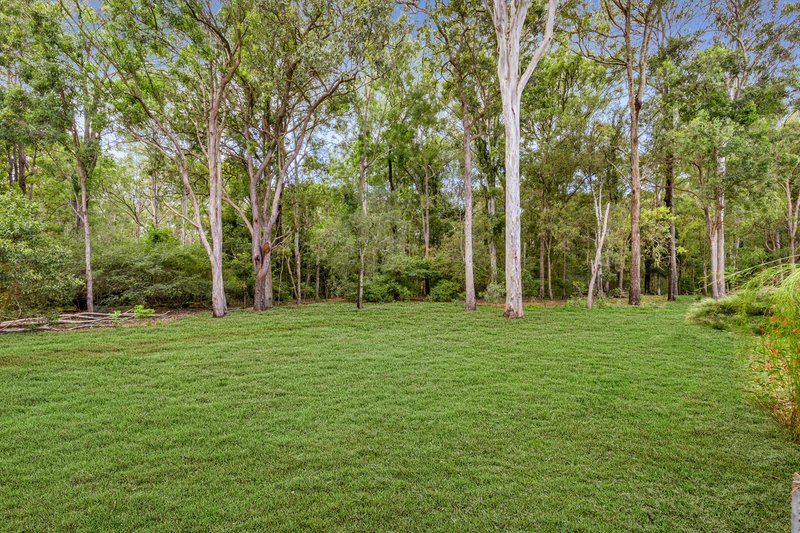 Photo - 21 Glenside Place, Bridgeman Downs QLD 4035 - Image 17