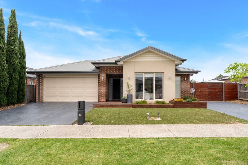 21 Golf Links Drive, Beveridge VIC 3753