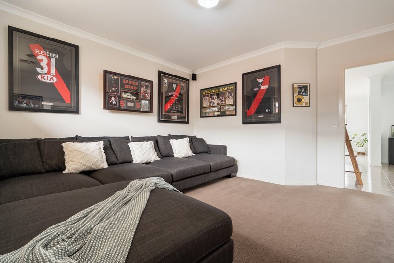 Photo - 21 Golf Links Drive, Beveridge VIC 3753 - Image 10