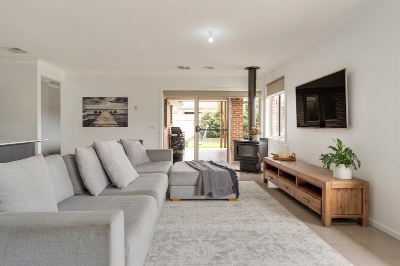 Photo - 21 Golf Links Drive, Beveridge VIC 3753 - Image 15