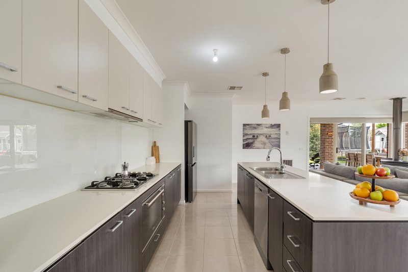 Photo - 21 Golf Links Drive, Beveridge VIC 3753 - Image 19