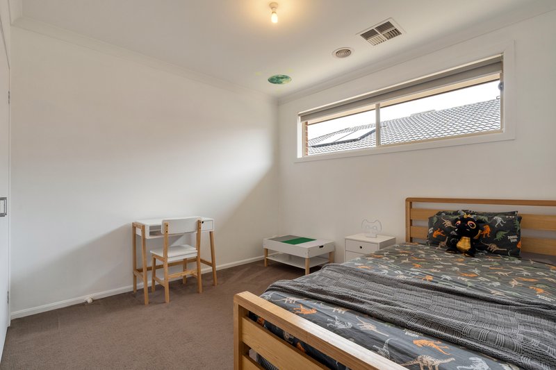 Photo - 21 Golf Links Drive, Beveridge VIC 3753 - Image 27