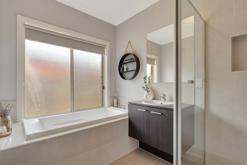 Photo - 21 Golf Links Drive, Beveridge VIC 3753 - Image 29