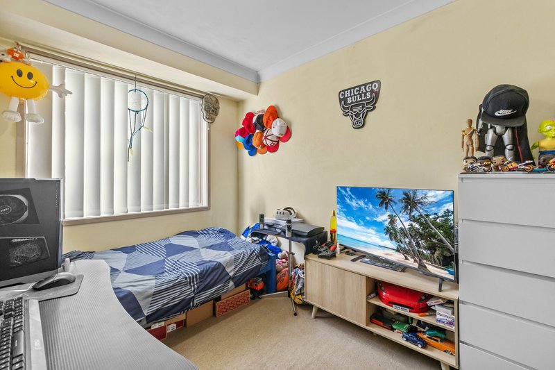 Photo - 21 Gorokan Drive, Lake Haven NSW 2263 - Image 5