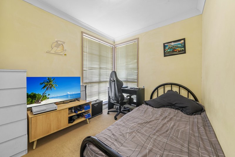 Photo - 21 Gorokan Drive, Lake Haven NSW 2263 - Image 6