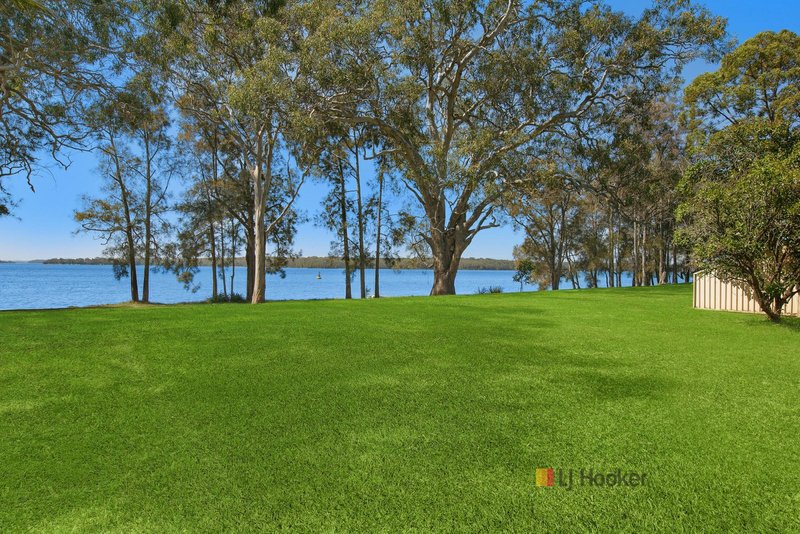 Photo - 21 Grace Street, Mannering Park NSW 2259 - Image 6