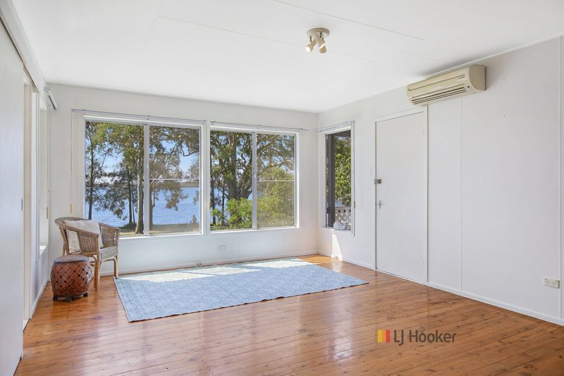 Photo - 21 Grace Street, Mannering Park NSW 2259 - Image 11