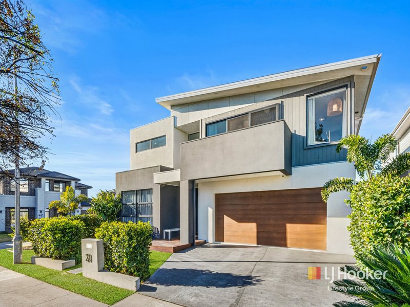 Photo - 21 Grandstand Loop, Oran Park NSW 2570 - Image 2