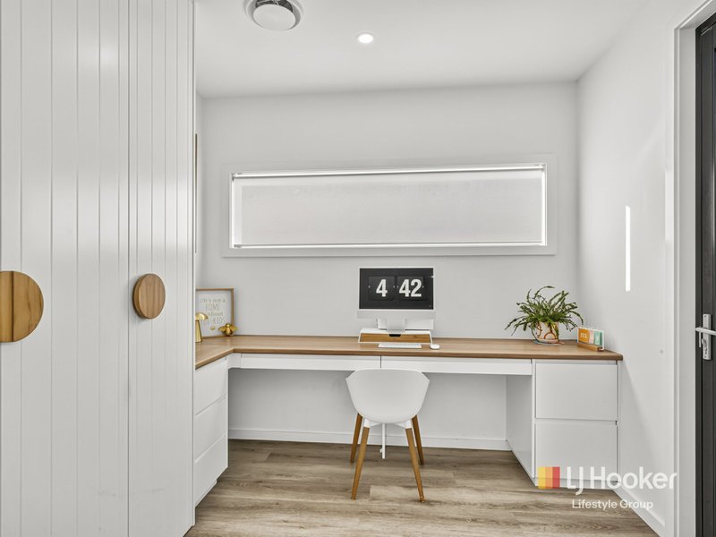 Photo - 21 Grandstand Loop, Oran Park NSW 2570 - Image 19