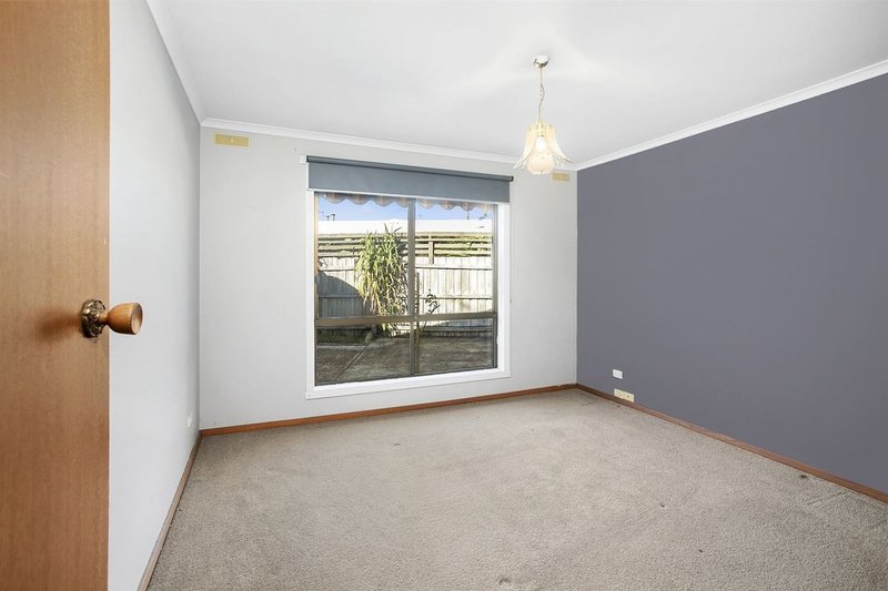 Photo - 21 Greenhalghs Road, Delacombe VIC 3356 - Image 7