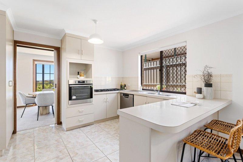 Photo - 21 Greenridge Court, Wynn Vale SA 5127 - Image 8