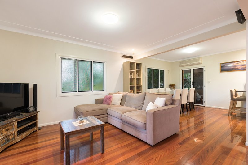 Photo - 21 Gresford Street, Chermside West QLD 4032 - Image 4