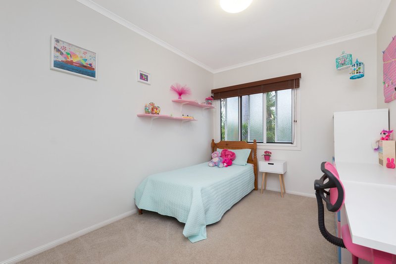 Photo - 21 Gresford Street, Chermside West QLD 4032 - Image 10