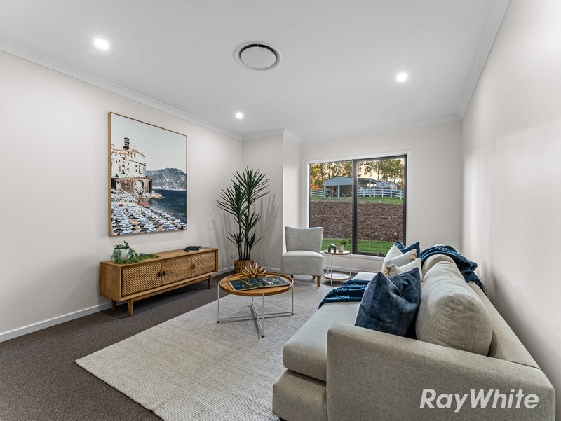 Photo - 21 Grevillea Way, Rifle Range QLD 4311 - Image 19