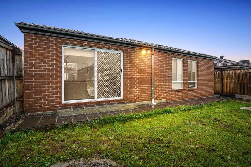 Photo - 21 Grimsthorpe Place, Mernda VIC 3754 - Image 15