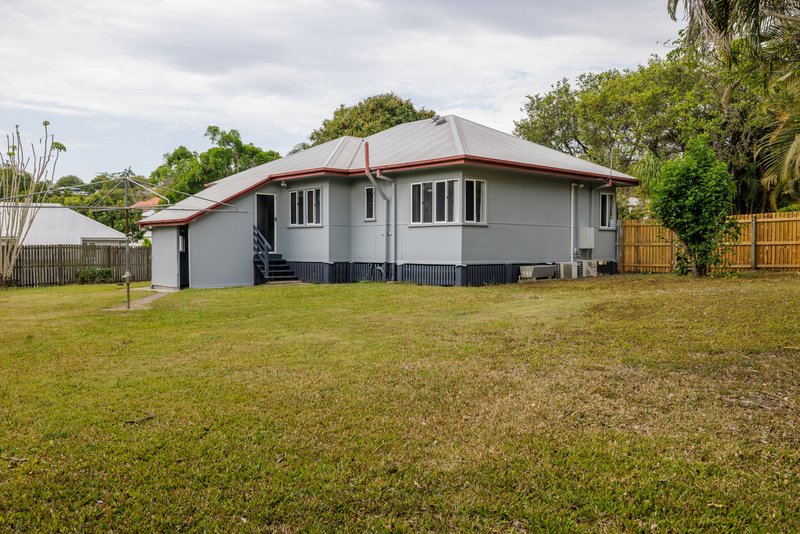 Photo - 21 Grimstone Street, Keperra QLD 4054 - Image 16