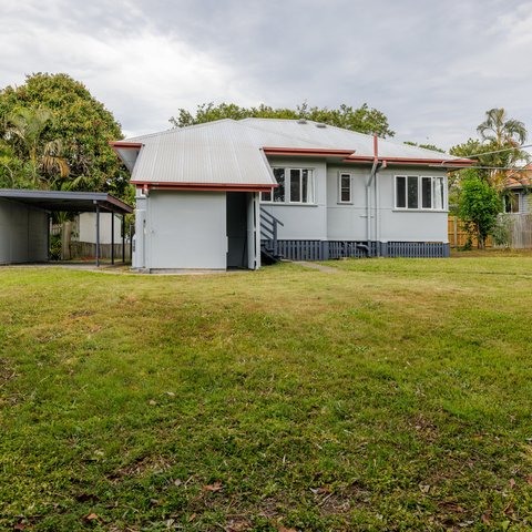 Photo - 21 Grimstone Street, Keperra QLD 4054 - Image 17