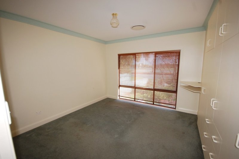 Photo - 21 Groongal Avenue, Griffith NSW 2680 - Image 11