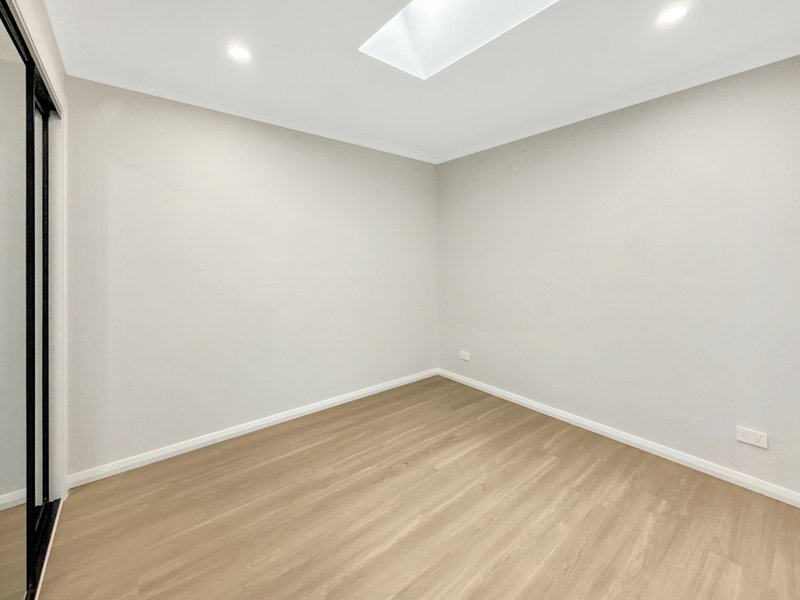 Photo - 21 Guide Street, Leppington NSW 2179 - Image 11